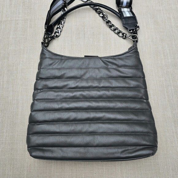 Royln Luxe New York Grey Quilted Crossbody Bag with 3 Strap Options - Picture 7 of 12